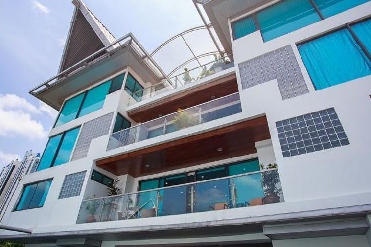 photo111 1 Baan Sathorn Condo