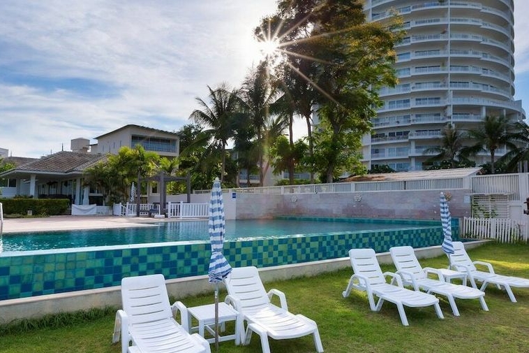 photo18 1 1 Baan Poolom Beachfront Condominium