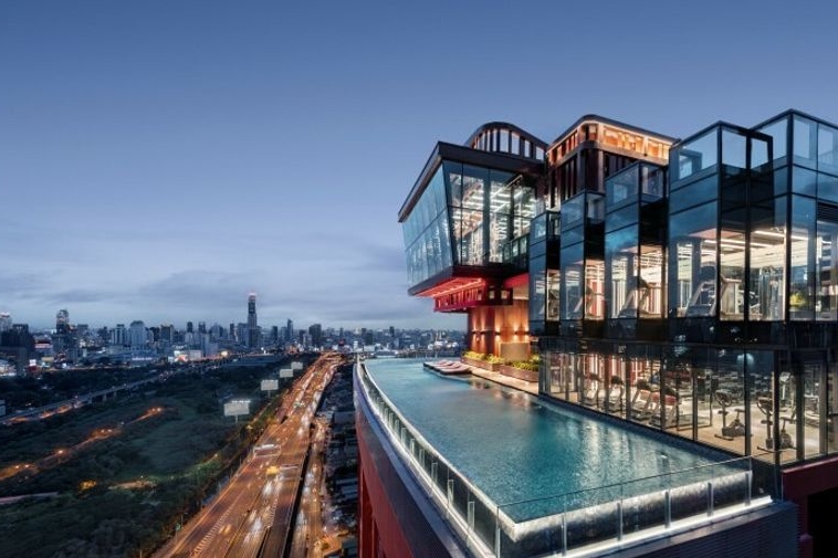 photo252 1 Life Asoke Hype