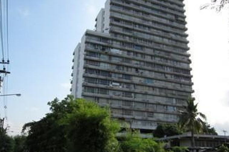 photo283 1 Supapong Place