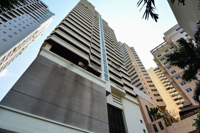 photo362 1 Newton Tower