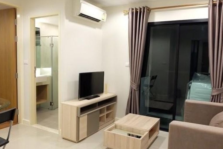 photo400 1 Zenith Place Sukhumvit 71