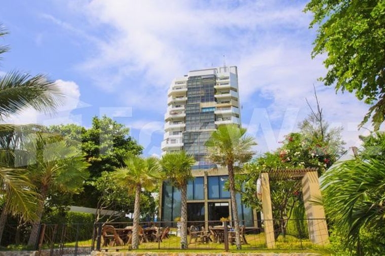 photo45 1 Hua hin Blue Wave