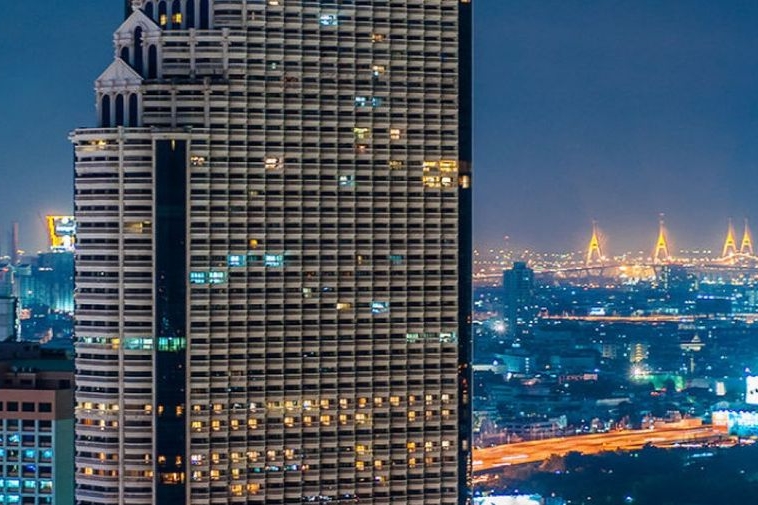 photo528 1 Silom State Tower