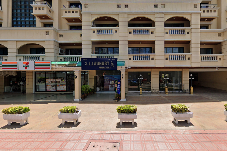 photo530 1 Silom Terrace