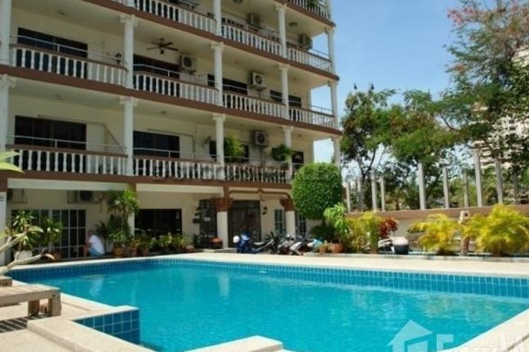 photo579 1 Holiday Condo View