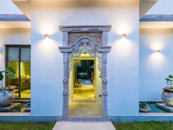 photo1008 1 Oriental Diamond Villa