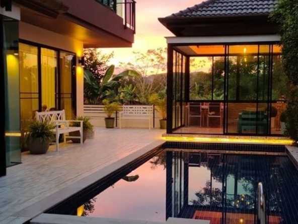 photo1034 1 The Secret Garden Villa