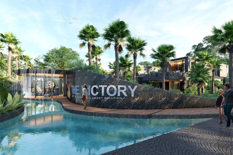 photo1037 1 The Victory