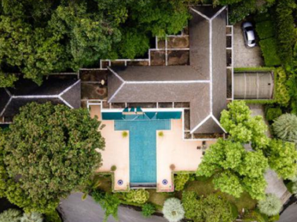 photo1111 1 Waterfall Bay