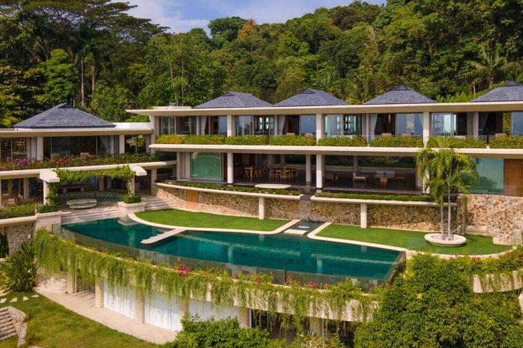 photo1112 1 Waterfall Cove