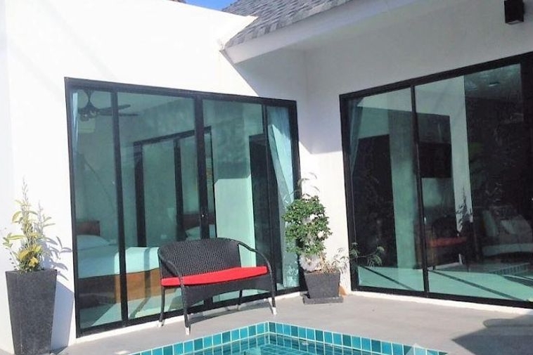 photo1138 1 IRIS Villas