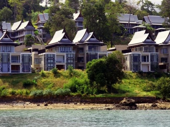 photo1153 1 Moon Terrace Villa