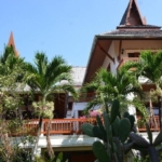 photo1190 1 The Green Hill Residence