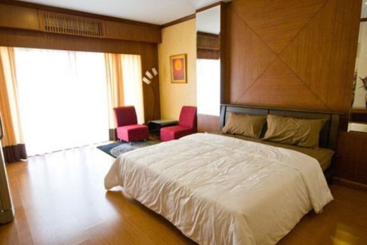 photo788 1 Phanason The Greenplaces Condominium