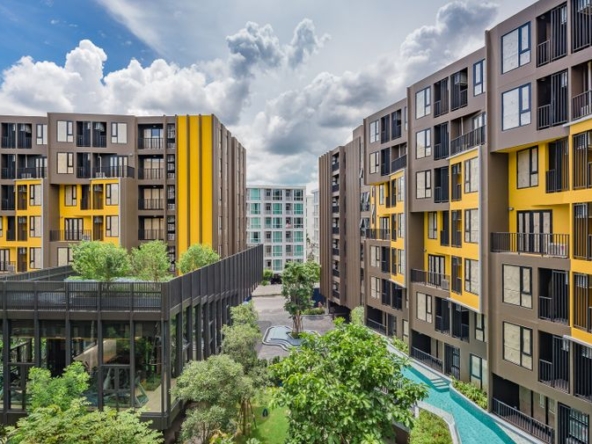 photo813 1 THE BASE Central-Phuket