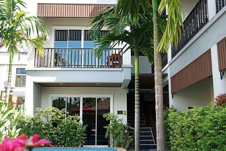 photo845 1 Vivi Boutique Room