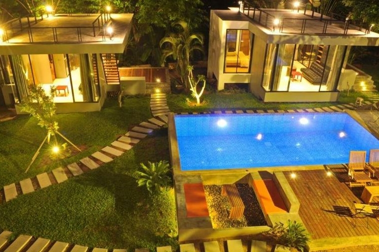 photo908 1 Pony Hill Villa