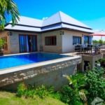 photo910 1 Reef Villas