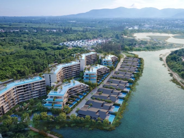 photo992 1 Laguna Lakelands - Waterfront Villas